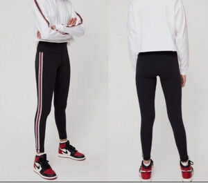 Aritzia TNA Atmosphere Hi-Rise side stripe Leggings size S